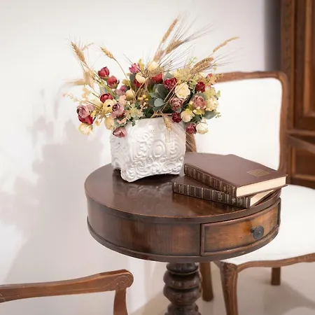 Toma Street Bed and Breakfast