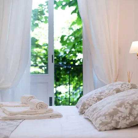 Toma Street Bed & Breakfast *